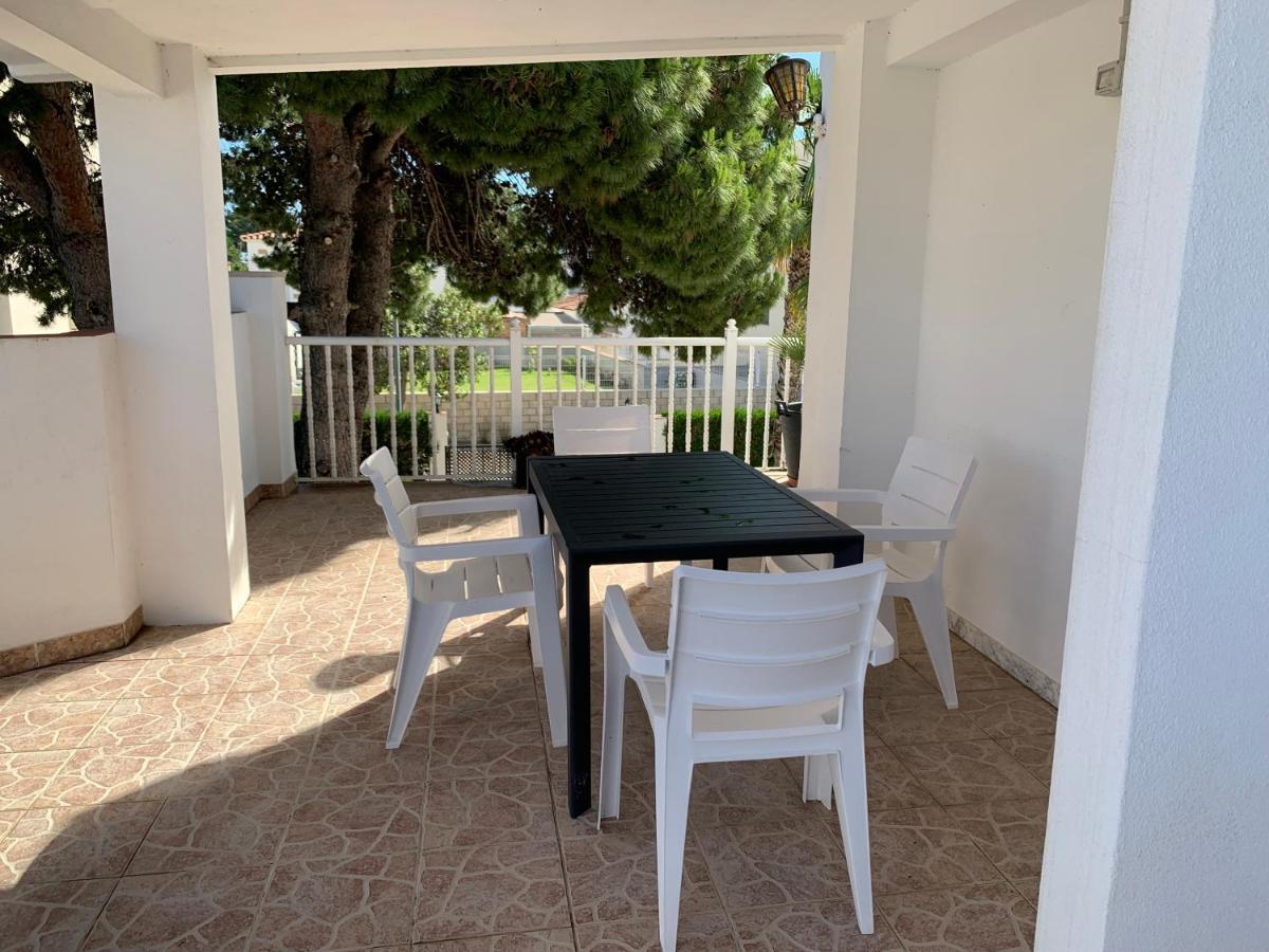 Apartamentos Playa D Y G Sant Carles De La Rapita Exterior photo